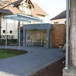 - Restaurant Bastenhaus מלון Dannenfels