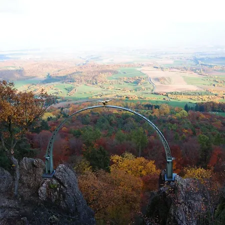 - Restaurant Bastenhaus ホテル 4*