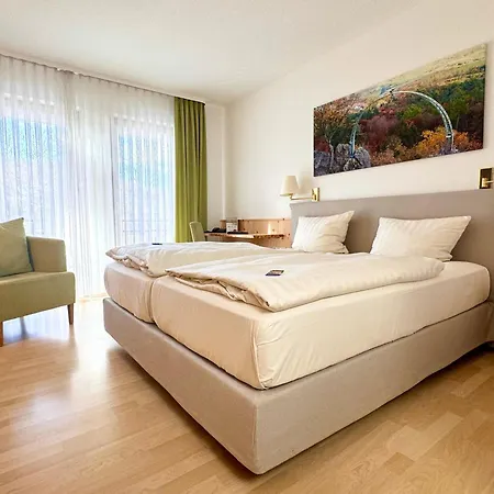 - Restaurant Bastenhaus Otel Dannenfels