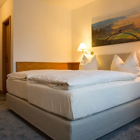 - Restaurant Bastenhaus 4* Dannenfels