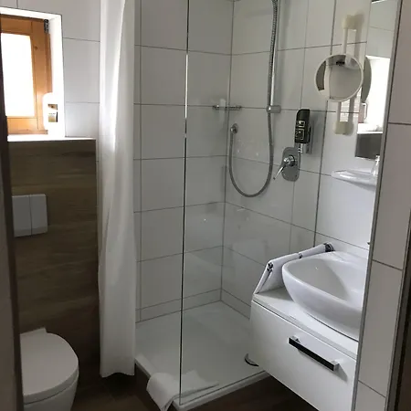 - Restaurant Bastenhaus 4*