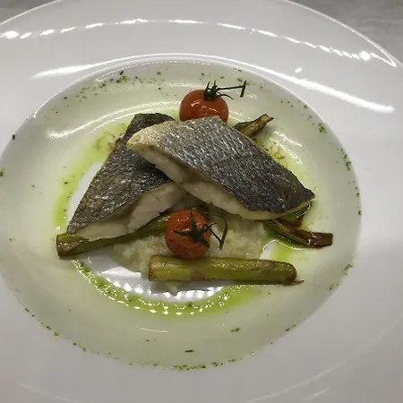 - Restaurant Bastenhaus 4*