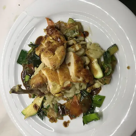 - Restaurant Bastenhaus ホテル 4*