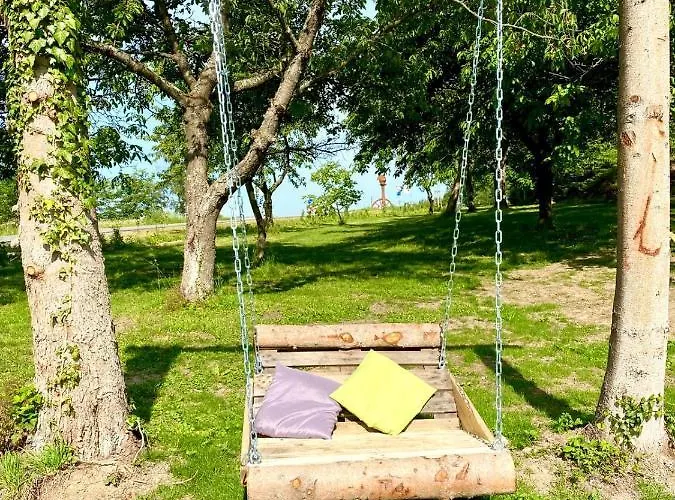 - Restaurant Bastenhaus 4*