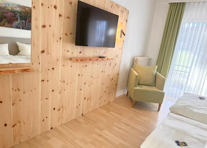 - Restaurant Bastenhaus 酒店