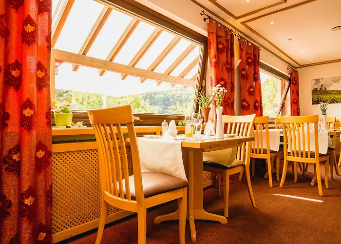 酒店 - Restaurant Bastenhaus 4*