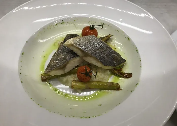 - Restaurant Bastenhaus 4*