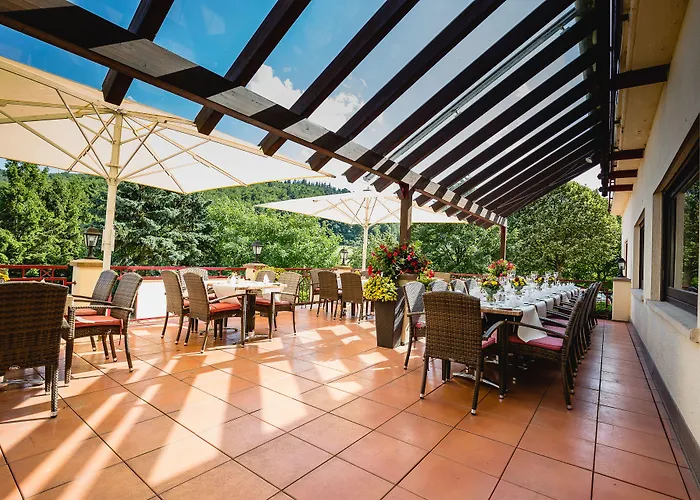 Hotel - Restaurant Bastenhaus 4*