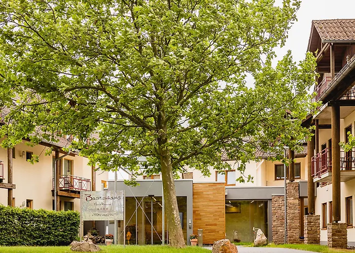 - Restaurant Bastenhaus Hotel 4*