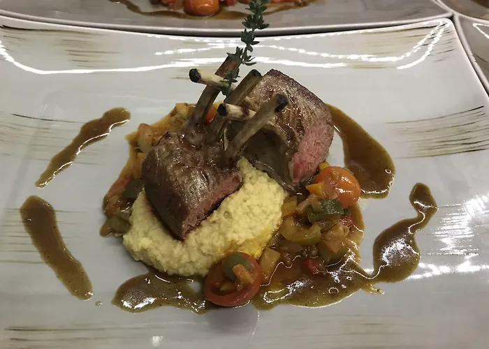 - Restaurant Bastenhaus 酒店 4*